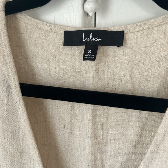 Linen tank top. - Picture 3 of 3